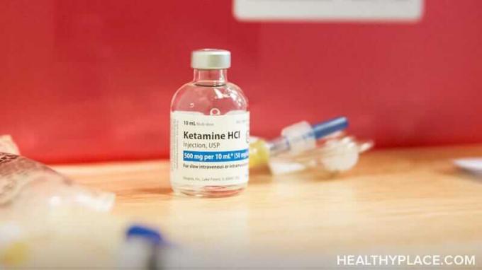 Infuzja ketaminy stosowana w leczeniu depresji nie jest tak przerażająca, jak niektórzy sądzą. Czytaj dalej, aby dowiedzieć się, jak się czuje protokół infuzji ketaminy.