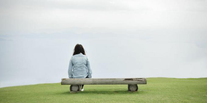 Jeśli nie zapobiegniesz samotności i izolacji, depresja może się utrzymać. Dowiedz się, jak zapobiegać samotności i izolacji dzięki tym trzem wskazówkom. Spójrz.