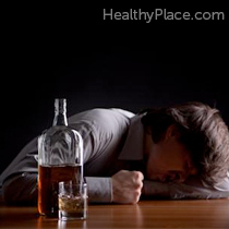 Ludzie ze schizofrenią często nadużywają narkotyków i alkoholu; jednak rzucenie spożywania alkoholu i narkotyków było kluczem do wyzdrowienia ze schizofrenii.