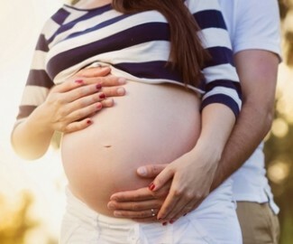 Obaj partnerzy muszą być gotowi na zmianę swoich ról w trakcie i po ciąży dwubiegunowej. Upewnij się, że twoje małżeństwo jest gotowe na wyzwanie. Przeczytaj to.