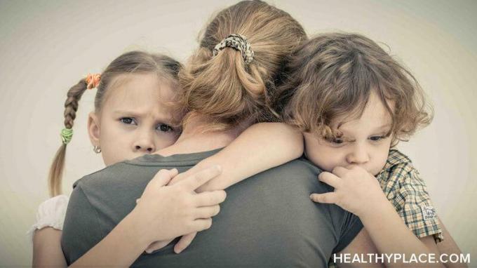 Rodzeństwo dziecka z chorobą psychiczną może zgubić się w walce, a to jest największe zmartwienie rodziców. Oto, co może się zdarzyć, i wskazówki, które pomogą to zrównoważyć.