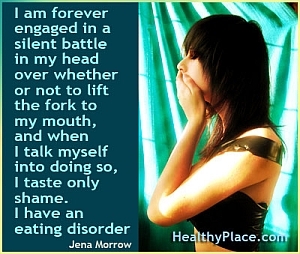 Wnikliwy cytat na temat zaburzeń odżywiania - na zawsze jestem zaangażowany w cichą walkę w głowie o to, czy podnieść widelec do ust, a kiedy mówię o tym, czuję tylko wstyd. Mam zaburzenie odżywiania.